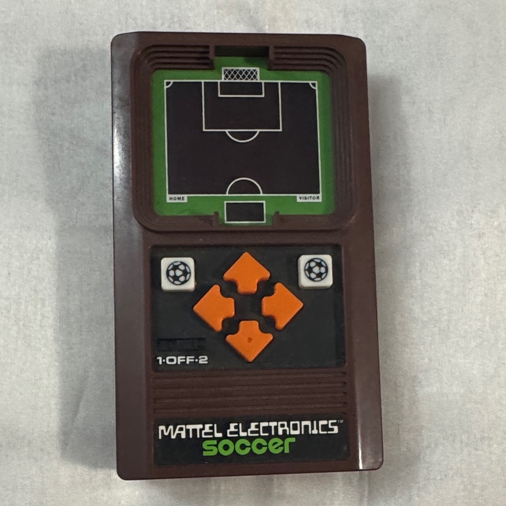 EUC Vintage Soccer Mattel Electronics Handheld Console - Brown and Orange